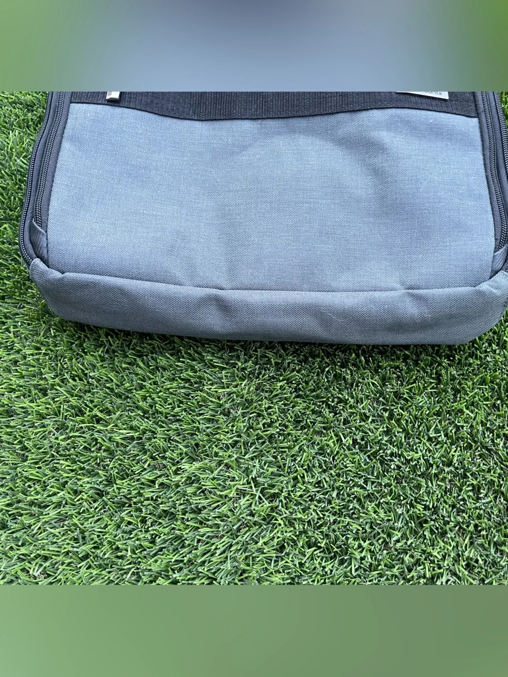 Samsonite Modern Utility Messenger Bag Laptop Briefcase Grey Charcoal
